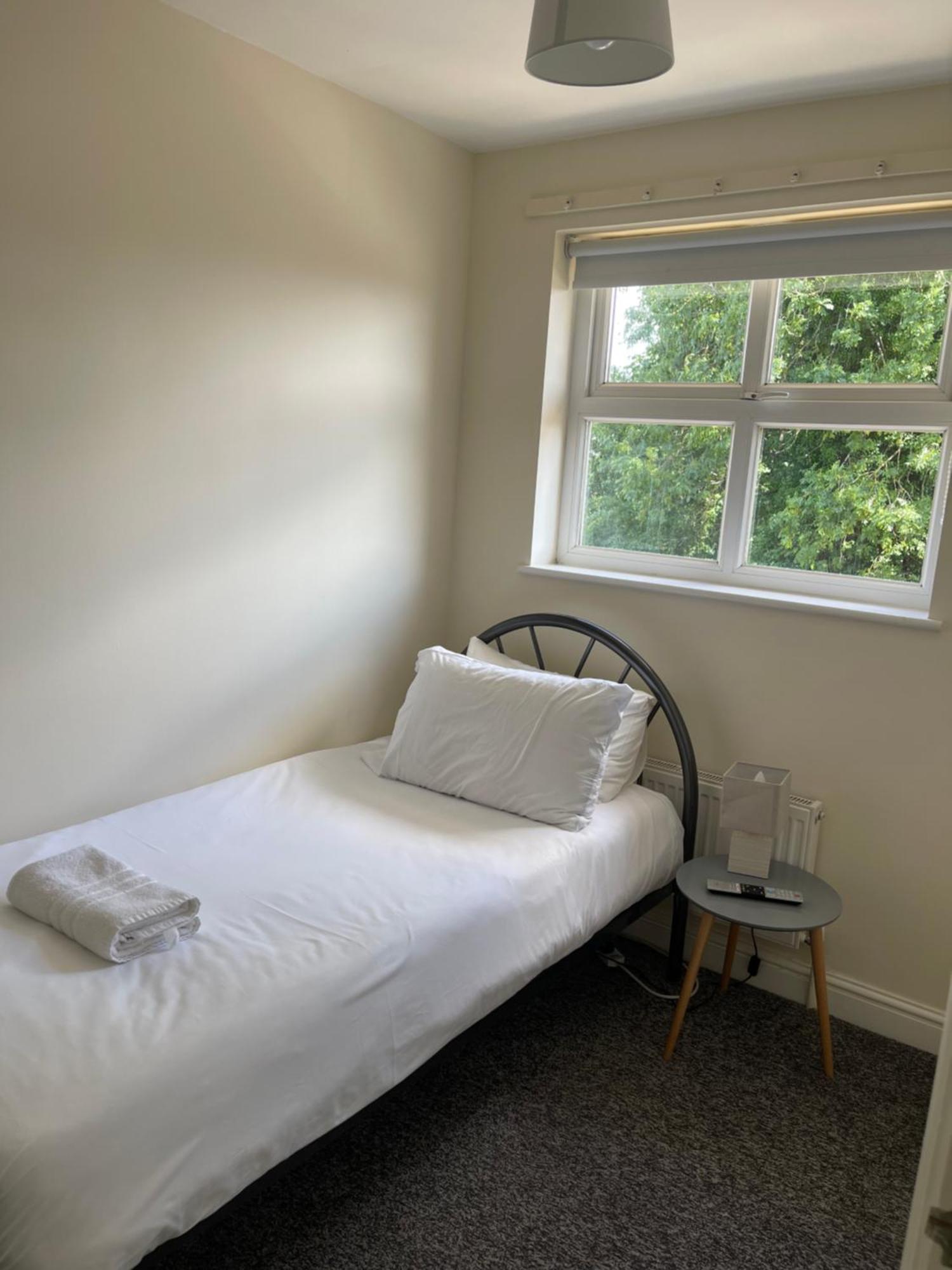 House Number 4 Sleeps Up To 4 With Smart Tvs In Every Room ウェリントン エクステリア 写真