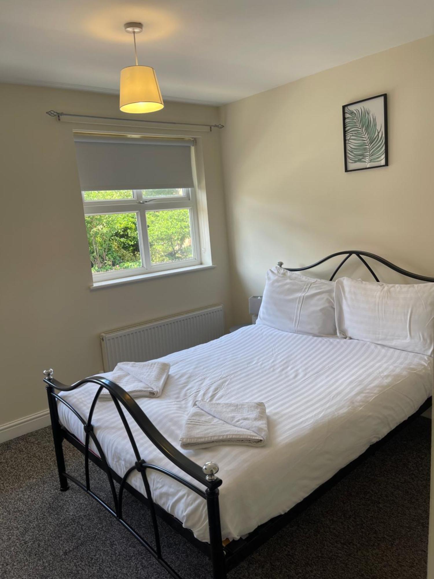 House Number 4 Sleeps Up To 4 With Smart Tvs In Every Room ウェリントン エクステリア 写真